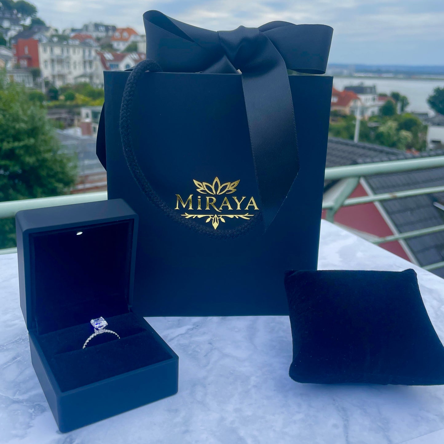 Radiant Halo Ring S925 Silber